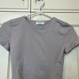 Babaton contour crew cropped t-shirt